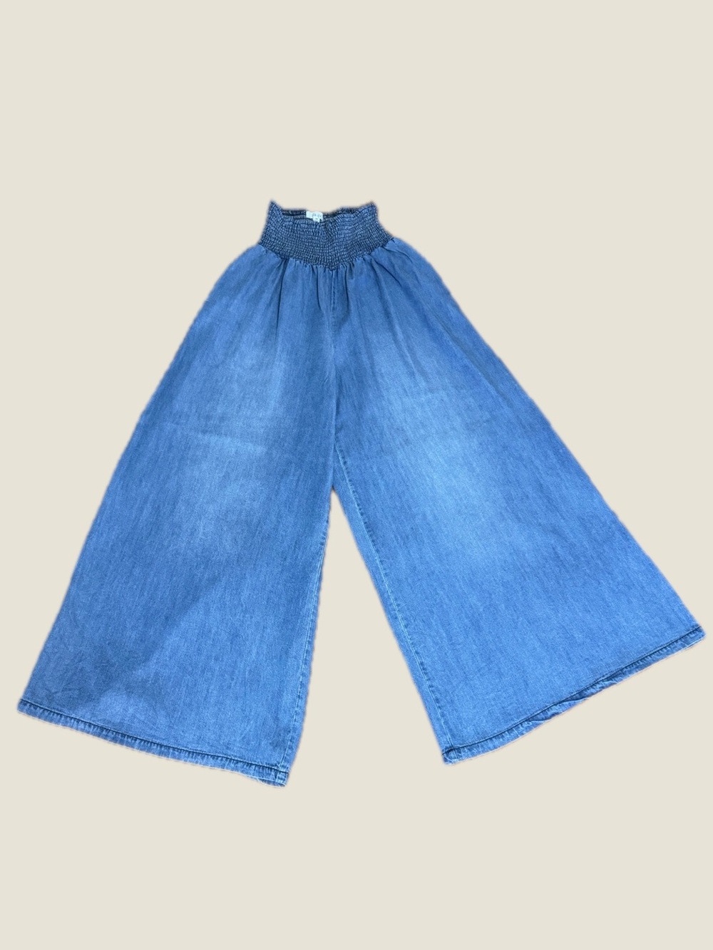 Oli & Hali (3BN/ThreeBirdNest) Wide-Leg Shirred Waist Blue Denim Jeans
